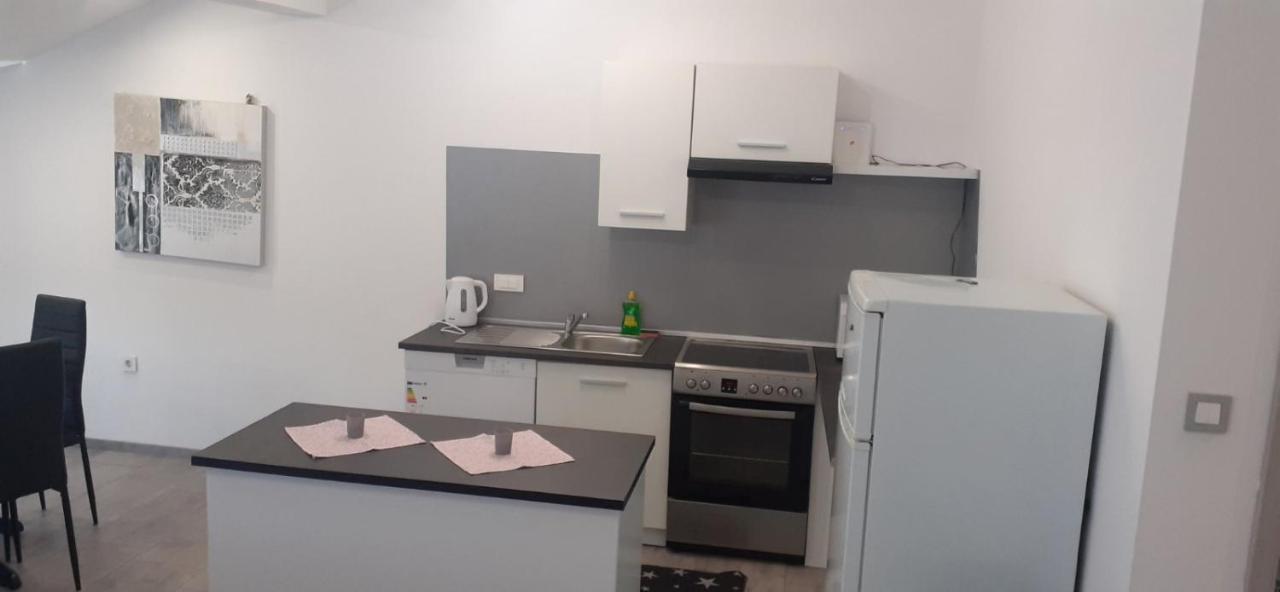 Apartmani Dream Pula Ngoại thất bức ảnh